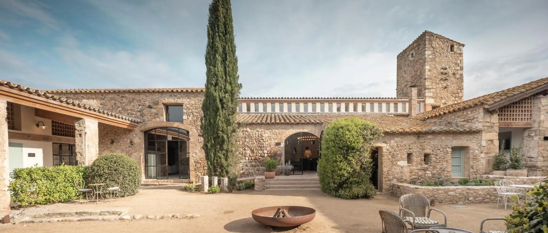 Hotel Castell De Vallgornera Peralada