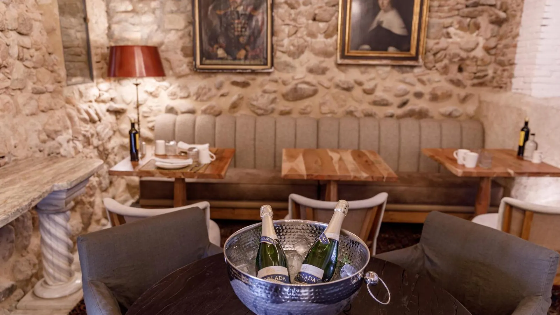 Hotel Castell De Vallgornera Peralada