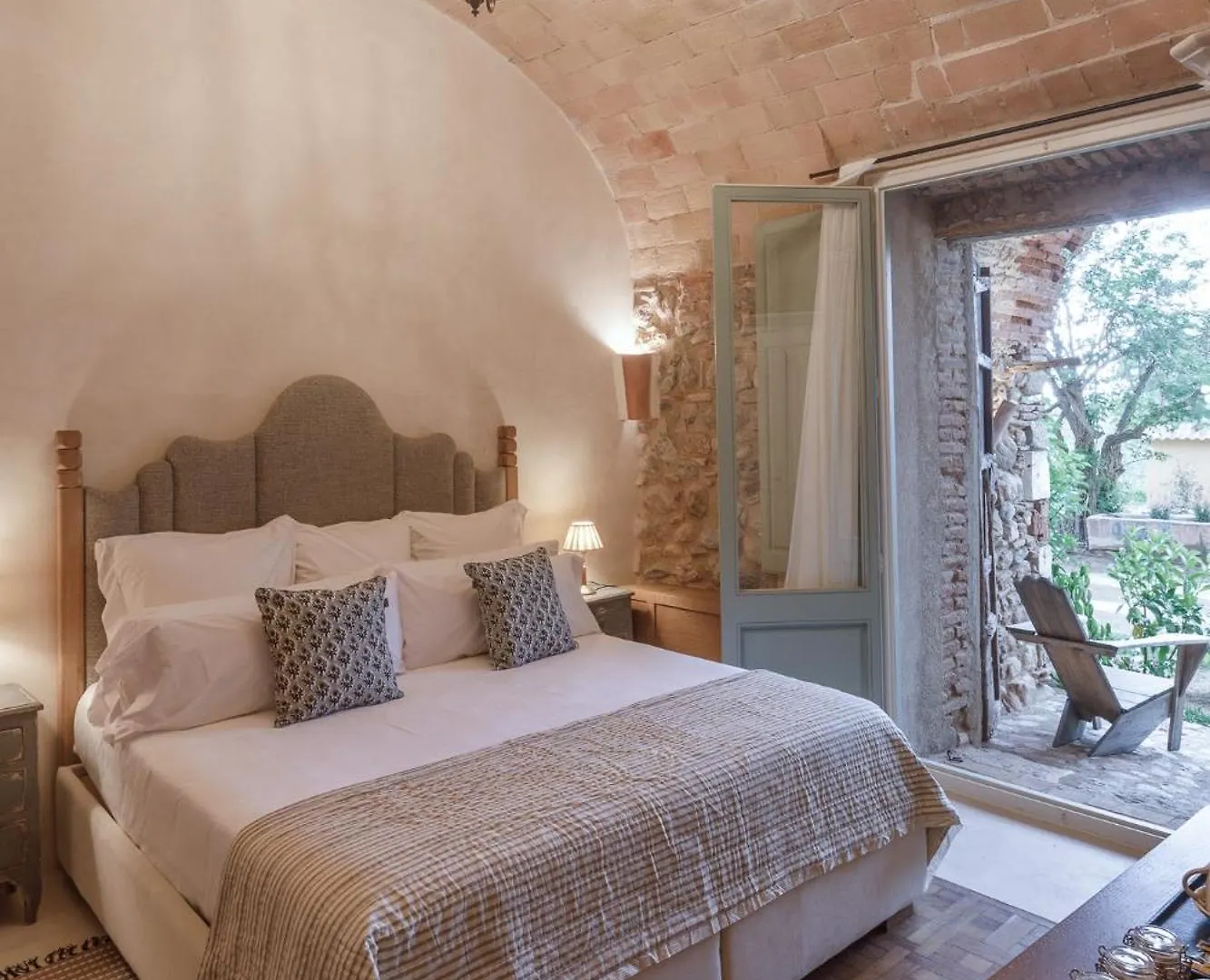 Hotel Castell De Vallgornera Peralada