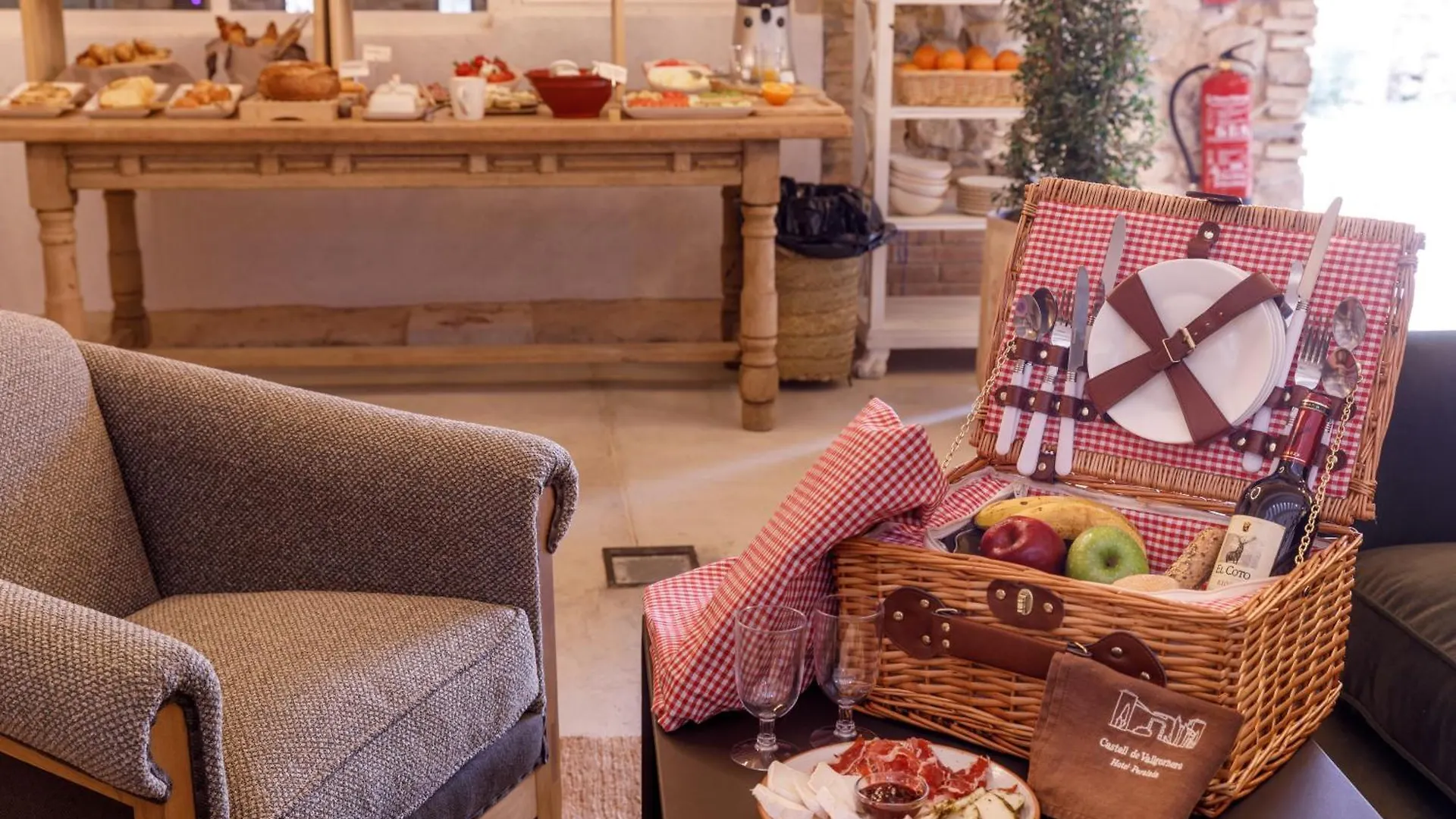 Hotel Castell De Vallgornera Peralada