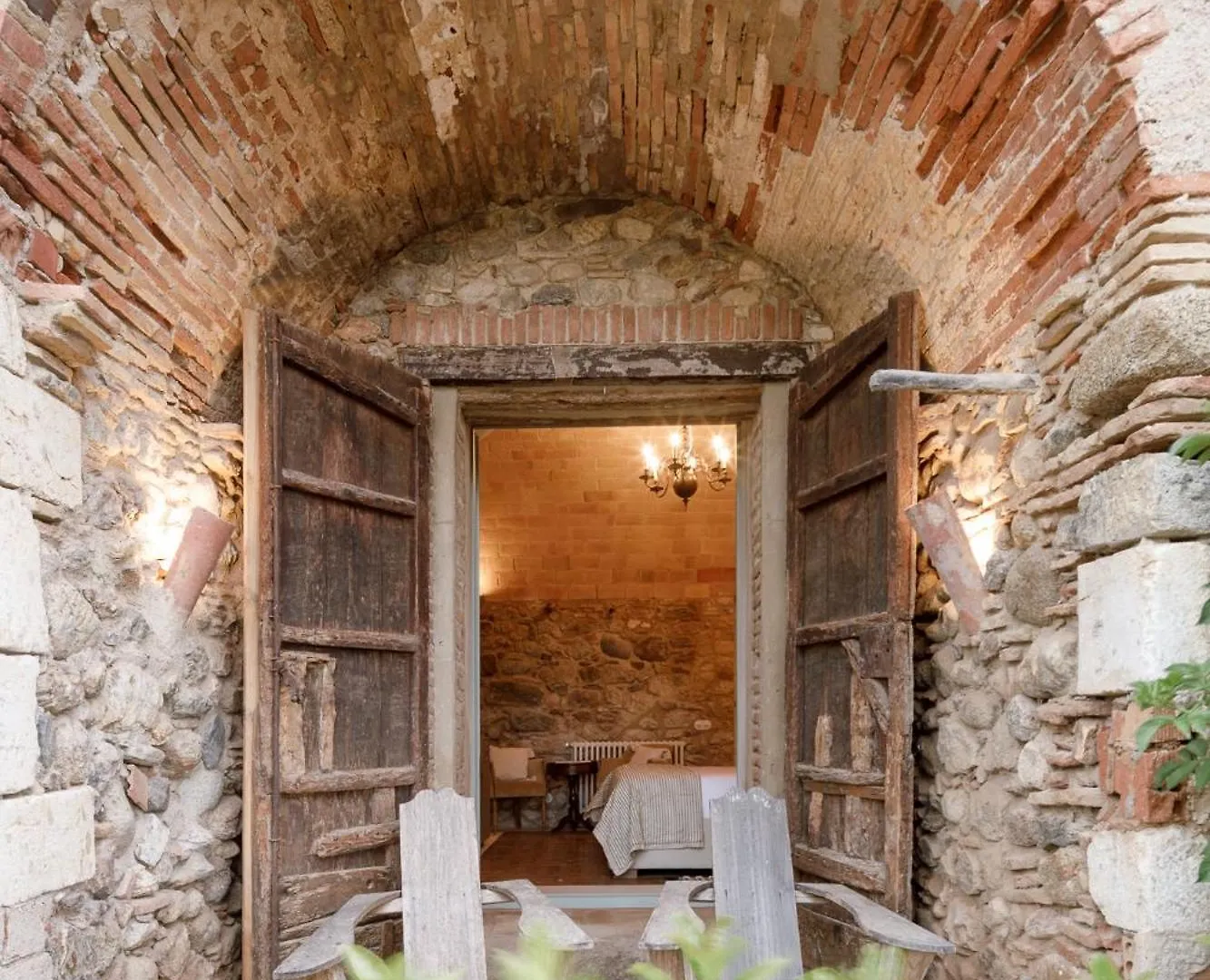 Hotel Castell De Vallgornera Peralada